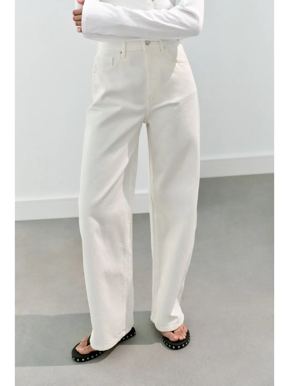 Zara White High-Rise Jeans